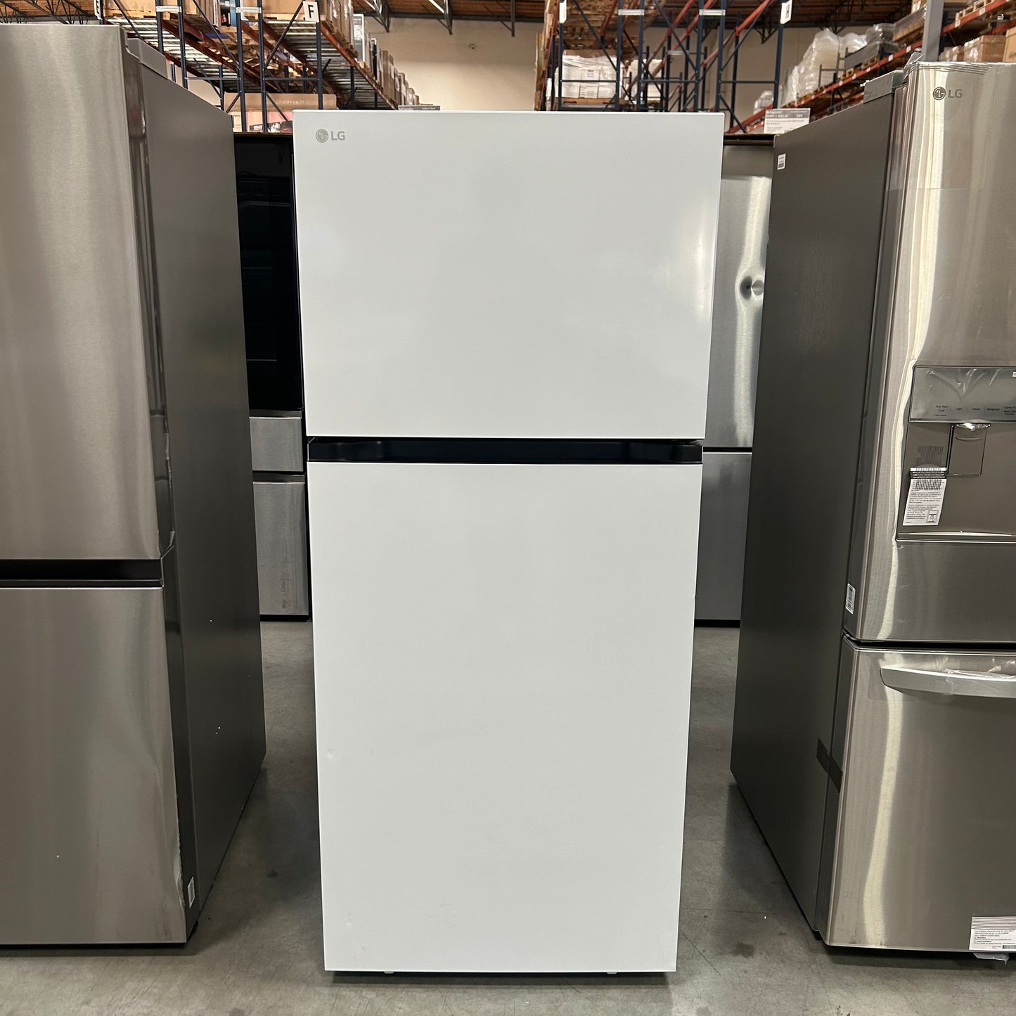 18 cu.ft. Garage Ready Top Freezer refrigerator