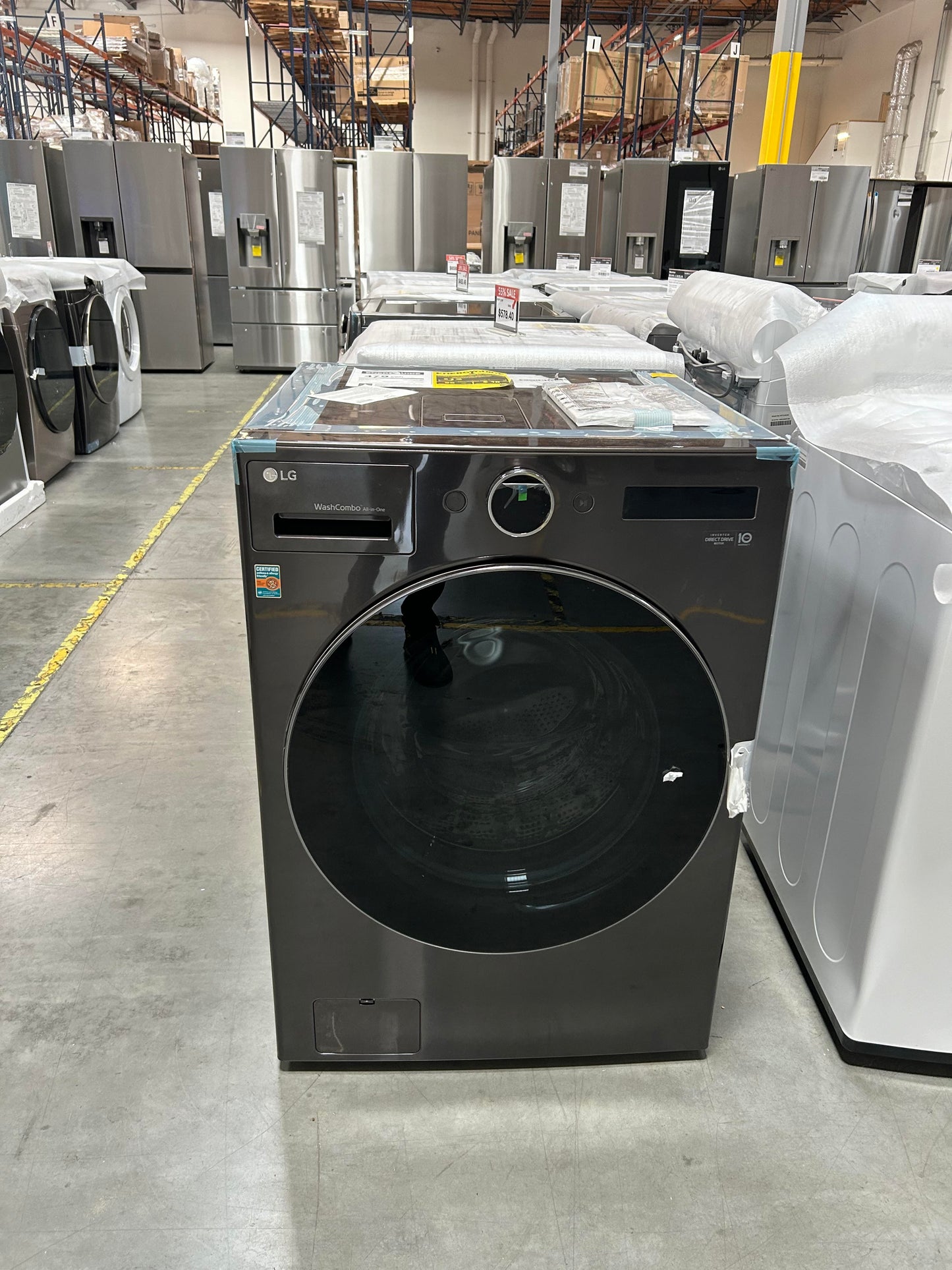 Ventless Washer/Dryer Combo LG WashCombo™ All-in-One 5.0 cu. ft. Mega Capacity with Inverter HeatPump™ Technology and Direct Drive Motor