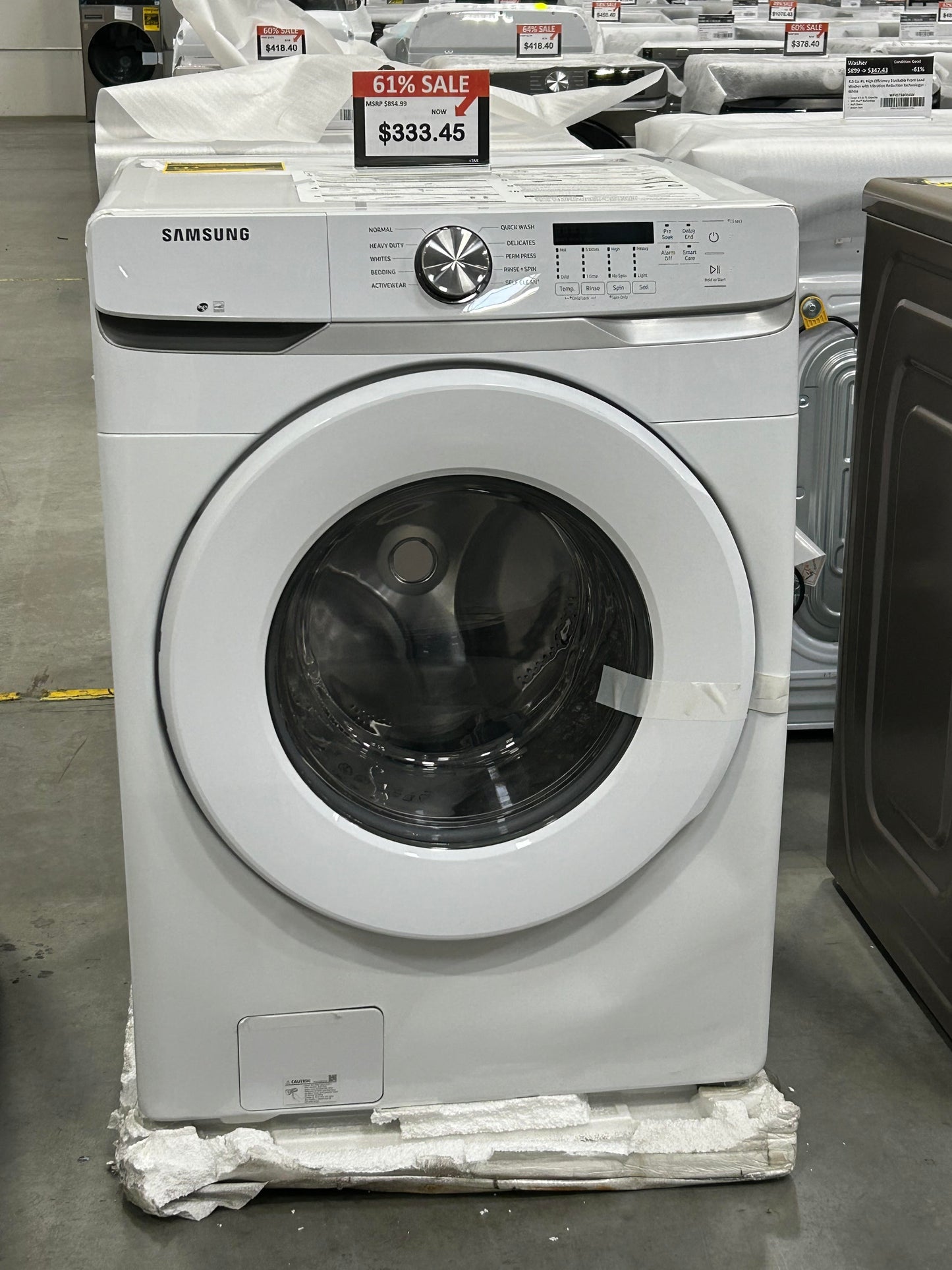 4.5 cu. ft. Front Load Washer with Vibration Reduction Technology+ in White